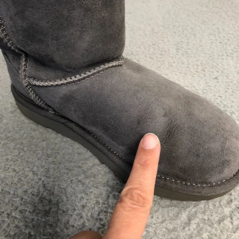 UGG Bailey Bow II Boots Girls 3 Gray Suede Leather Shearling‎ Lined Winter